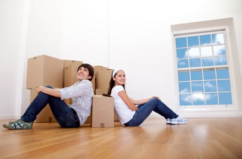 Flexible Colliers Wood man and van transport for homes and businesses